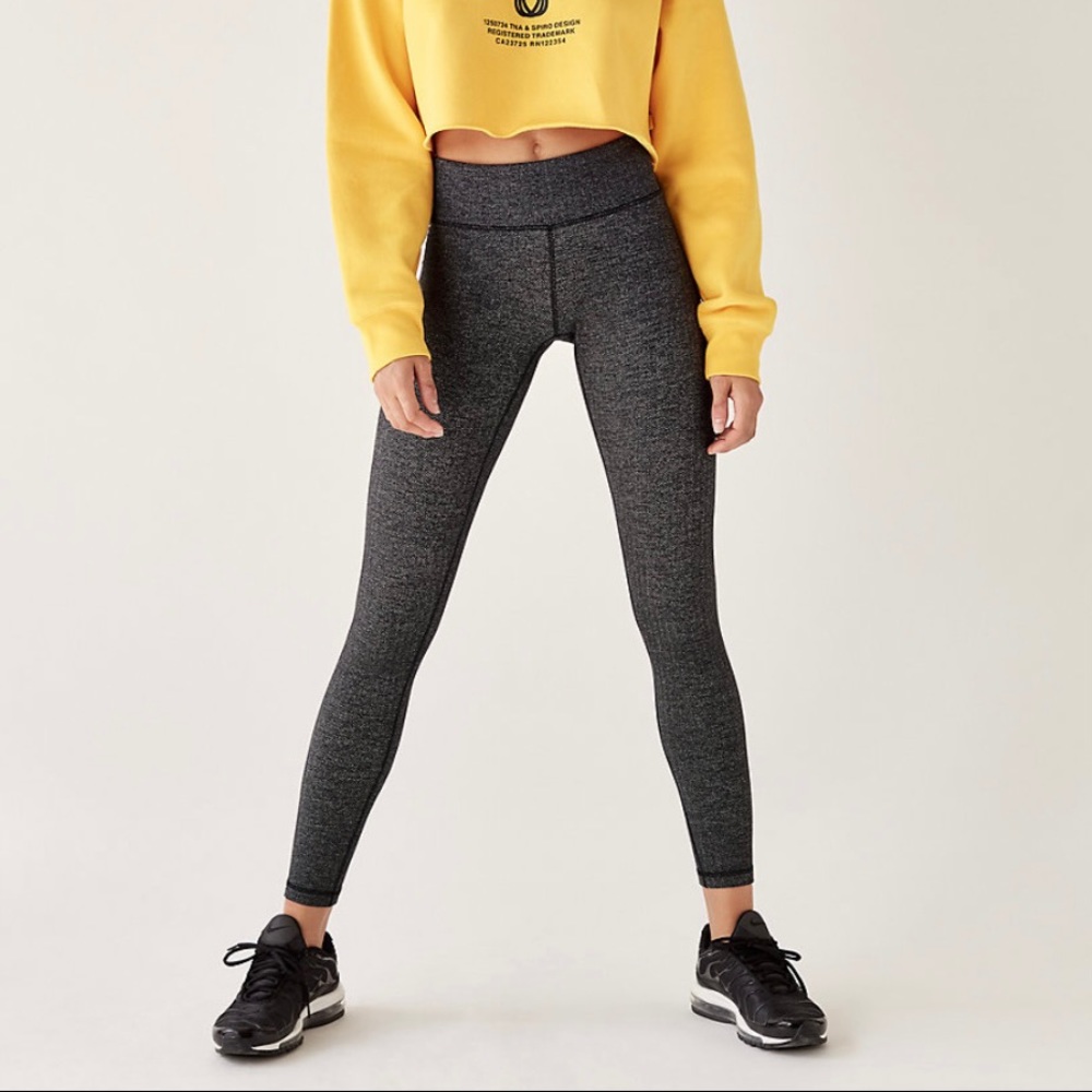 Aritzia TNA Equator Leggings - herringbone